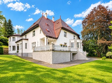 Prodej domu/vily, 747 m²