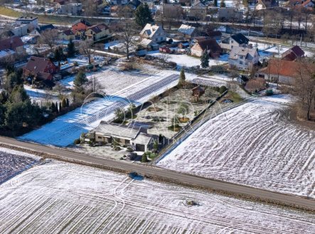 Prodej pozemku pro bydlení, 2 594 m²
