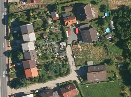 Pronájem pozemku pro bydlení, 585 m²