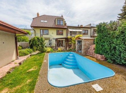 Prodej domu/vily, 229 m²