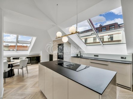 Pronájem bytu, 4+kk, 119,5 m²