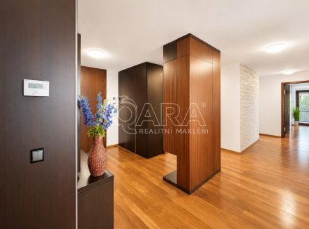 Prodej bytu, 4+1, 178 m²