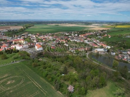 Prodej pozemku, zahrada, 2 413 m²