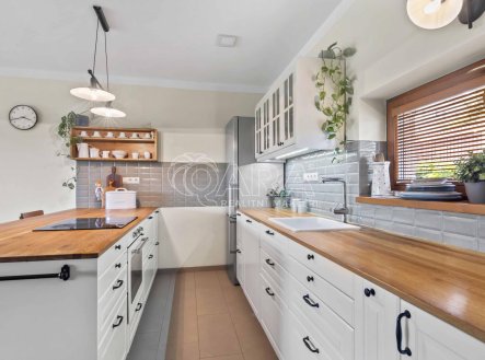 Prodej domu/vily, 241,6 m²