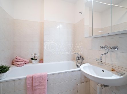 Pronájem bytu, 2+1, 55 m²