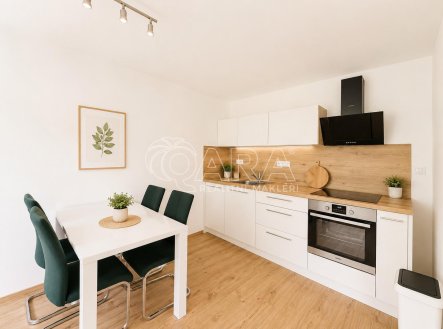 Pronájem bytu, 2+kk, 55 m²
