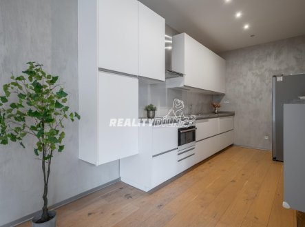 Prodej bytu, 3+kk, 101 m²