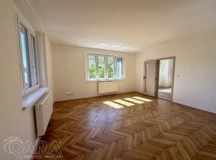 Pronájem bytu, 2+1, 80 m²
