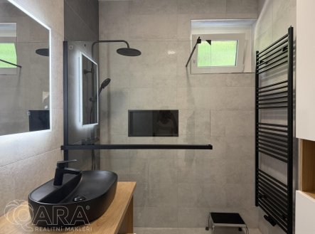 Pronájem bytu, 2+1, 80 m²