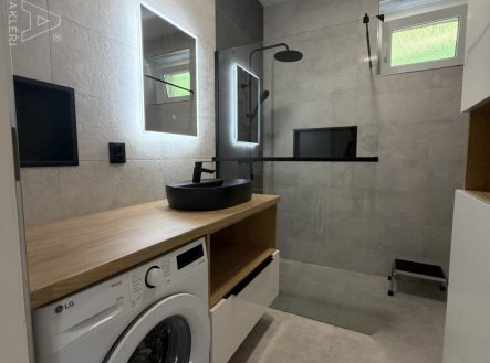 Pronájem bytu, 2+1, 80 m²