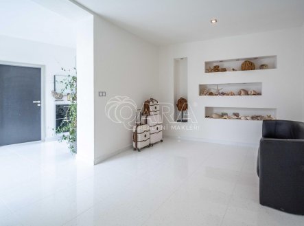 Prodej domu/vily, 274 m²