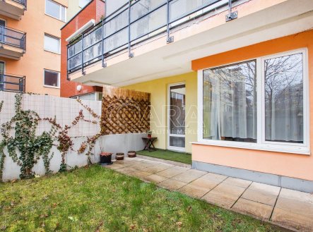 Pronájem bytu, 1+kk, 28 m²