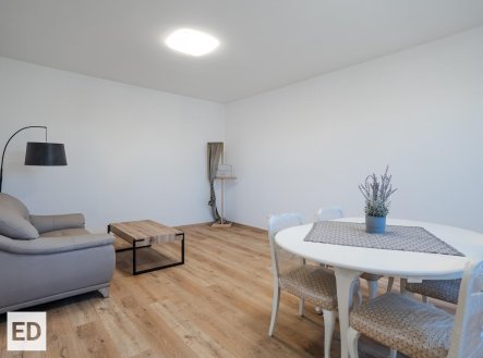 Prodej bytu, 2+1, 73 m²