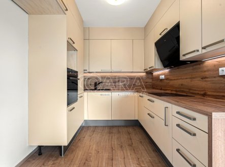 Prodej bytu, 3+kk, 97,9 m²