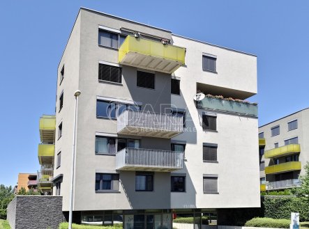 Pronájem bytu, 3+kk, 73 m²