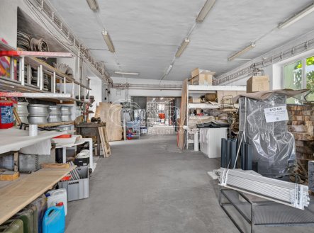 Prodej výrobní prostory, 585 m²