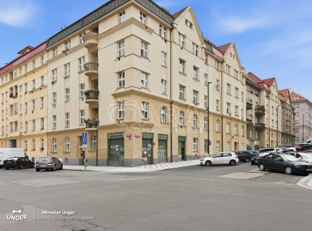 Prodej bytu, 3+kk, 64 m²
