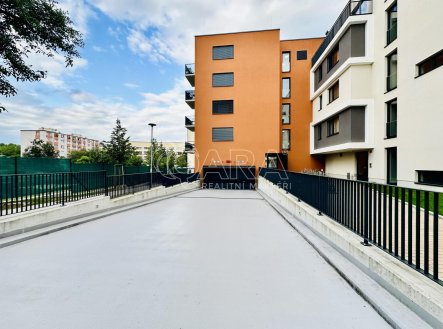 Pronájem bytu, 1+kk, 35 m²