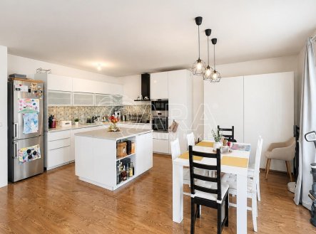 kuchyn | Pronájem - dům/vila, 100 m²