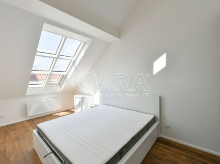 Pronájem bytu, 2+kk, 50 m²