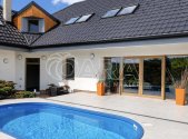 Prodej - dům/vila, 285 m²