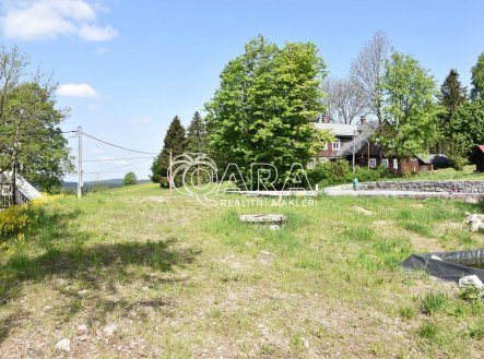 Prodej pozemku pro bydlení, 1 228 m²