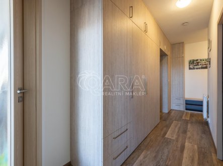 Pronájem bytu, 3+kk, 78,3 m²