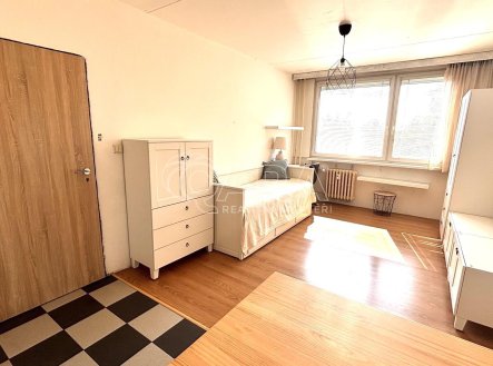 Pronájem bytu, 2+kk, 45 m²