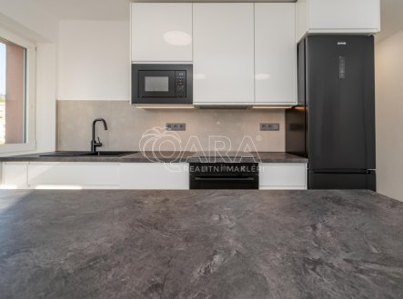 Pronájem bytu, 2+1, 66 m²