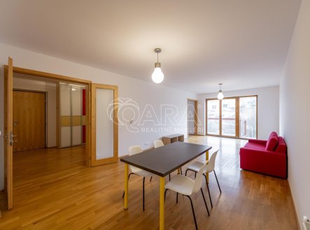 Pronájem bytu, 2+kk, 81 m²