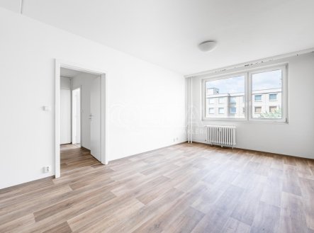 Pronájem bytu, 3+kk, 62 m²