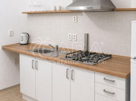 Pronájem bytu, 1+kk, 37 m²