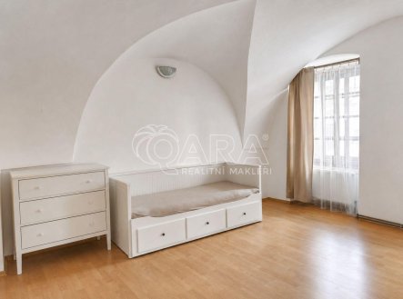 Pronájem bytu, 1+kk, 37 m²
