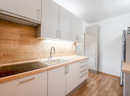 Pronájem bytu, 2+1, 43 m²