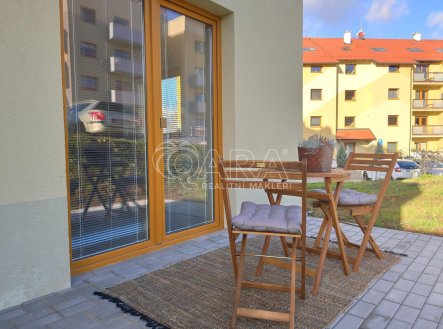 Pronájem bytu, 2+kk, 51,4 m²