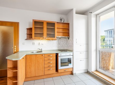Pronájem bytu, 1+kk, 34 m²