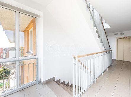 Pronájem bytu, 1+kk, 34 m²