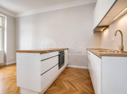 Pronájem bytu, 3+kk, 107 m²