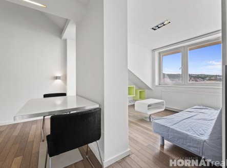 Pronájem bytu, 2+kk, 47 m²