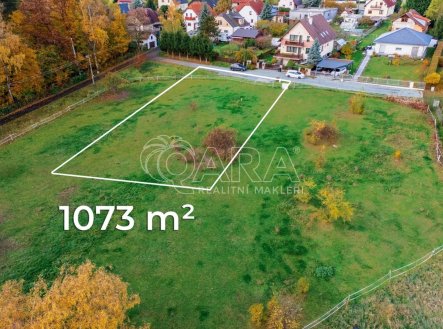 Prodej pozemku pro bydlení, 1 073 m²