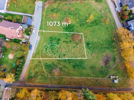 Prodej pozemku pro bydlení, 1 073 m²