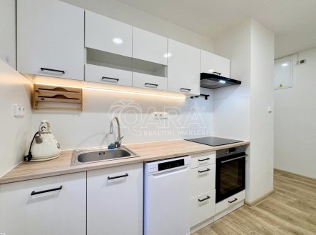 Pronájem bytu, 3+1, 75 m²