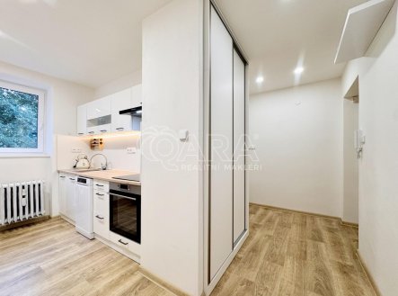 Pronájem bytu, 3+1, 75 m²