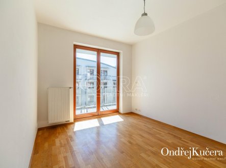 Pronájem bytu, 2+kk, 66 m²