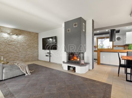 Pronájem domu/vily, 122 m²