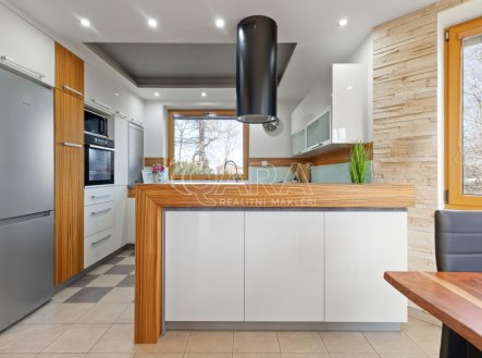 Pronájem domu/vily, 122 m²