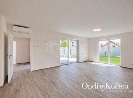 Pronájem domu/vily, 130 m²