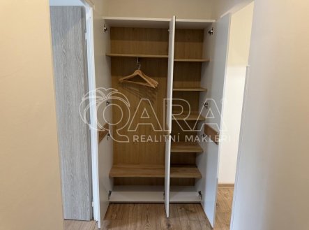 Pronájem bytu, 1+1, 37,9 m²