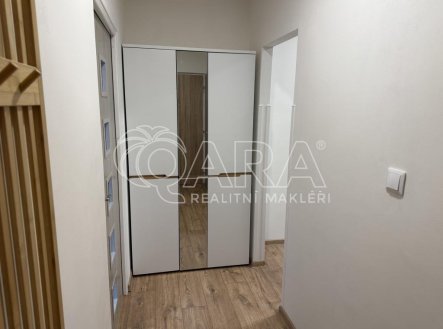 Pronájem bytu, 1+1, 37,9 m²