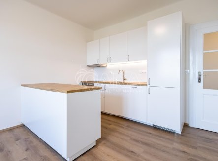 Pronájem bytu, 2+kk, 48 m²